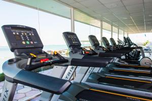Fitness centrum a/nebo fitness zařízení v ubytování C Hotel