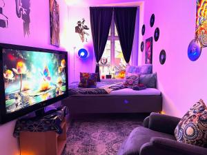 TV a/nebo společenská místnost v ubytování Sweet home