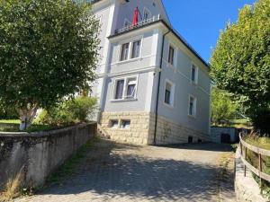 Budova, kde se apartmán nachází + 8 fotografií