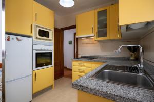 Kuchnia lub aneks kuchenny w obiekcie Apartamento Medina
