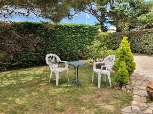 Κήπος έξω από το Villa sur la plage Deauville