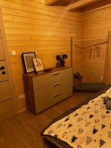 Postel nebo postele na pokoji v ubytování Zrub Lipa
