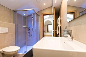 Koupelna v ubytování Hotel Garni Pfeifer