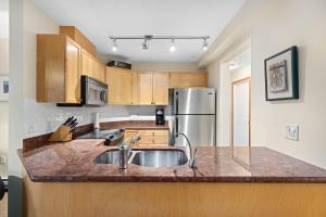 Gallery image of Nicklaus North - Clubhouse by Whistler Premier in Whistler +22 photos