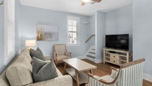 Et tv og/eller underholdning på Salty Paws Bungalow