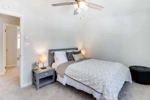 Ένα ή περισσότερα κρεβάτια σε δωμάτιο στο Family fun at Casa Ledges +9 φωτογραφίες