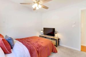 Μια τηλεόραση ή/και κέντρο ψυχαγωγίας στο Family fun at Casa Ledges