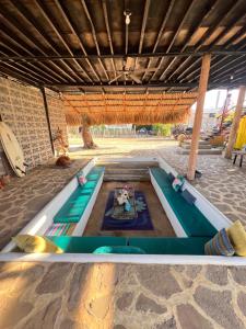 Τραπέζι μπιλιάρδου στο Habitación LOVE en Mojarra Beach