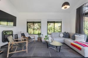 Mike's - A Luxurious Cabin Surrounded By Nature的休息区