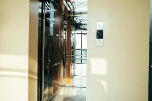 Fotografie z fotogalerie ubytování SERENITY SUITE Grand T2 Neuf Riviera Bonoumin v destinaci Abidžan