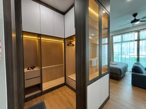 Χώρος καθιστικού στο Mount Austin #Palazio C2 Luxury-Style 2Pax
