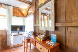 TV a/nebo společenská místnost v ubytování Doni House & Villas