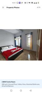 Postel nebo postele na pokoji v ubytování Coorg hill crest family room