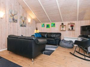 Posezení v ubytování Holiday home Ansager XLI