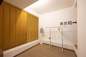 鸿胪花园酒店 入住赠送百威啤酒2瓶客房内的一张或多张床位