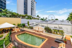 Πισίνα στο ή κοντά στο Porta Bella - Euro Elegance meets Modern Flair