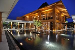 Бассейн в Djoglo Luxury Bungalow или поблизости