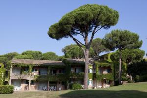 Το κτήριο όπου στεγάζεται  το διαμέρισμα