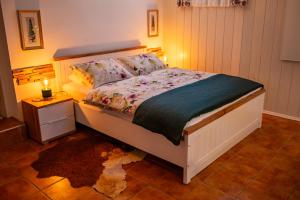 Postel nebo postele na pokoji v ubytování Relax apartma Peter
