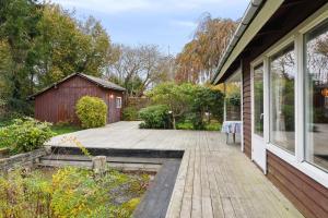 Zahrada ubytování Cozy Summer House By Stevns Klint And Rødvig