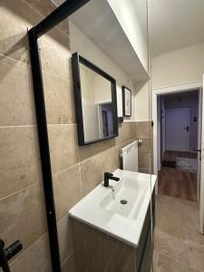 Et badeværelse på Cozy Apartment Salzburg + 11 billeder