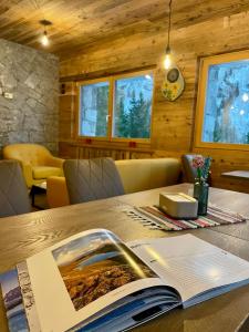 Posezení v ubytování Hotel Gembro + 37 fotografií