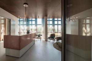 Istumisnurk majutusasutuses EMA House Hotel Suites