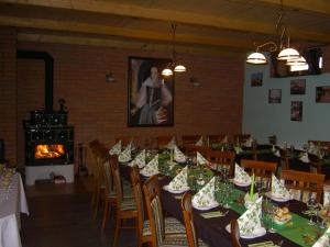 Restaurace v ubytování Pivnička pod Čachtickým hradom