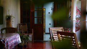 Posezení v ubytování Namal Homestay Sigiriya