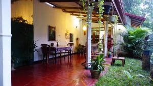Zahrada ubytování Namal Homestay Sigiriya