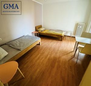 Postel nebo postele na pokoji v ubytování 4-Zimmer-Wohnung 100