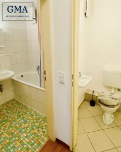 Koupelna v ubytování 4-Zimmer-Wohnung 100