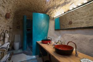 Koupelna v ubytování Auberge de Tamezret