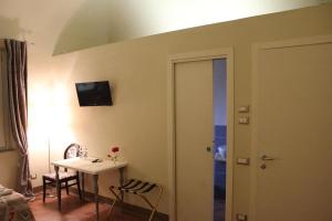 Μια τηλεόραση ή/και κέντρο ψυχαγωγίας στο Relais Cora