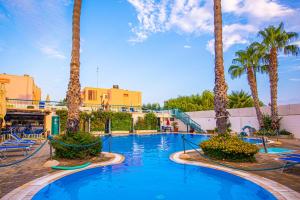 Bazén v ubytování Costa del Salento - CDSHotels nebo v jeho okolí