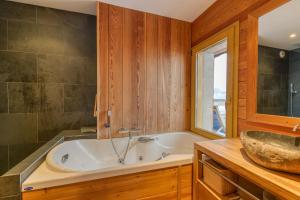 Ένα μπάνιο στο Chalet Belledonne