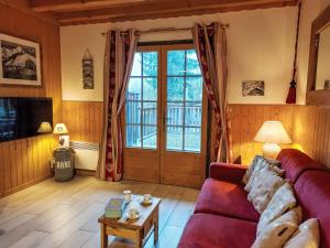 Et opholdsområde på Apartment Le clos Alpin by Interhome + 18 billeder