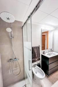 Koupelna v ubytování Apartment Aguamarina 7 by Interhome