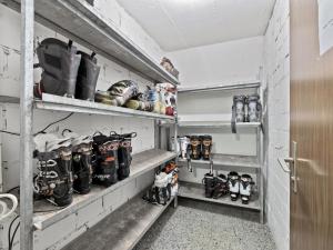 Kuchyň nebo kuchyňský kout v ubytování Apartment Triangel A Mohr by Interhome