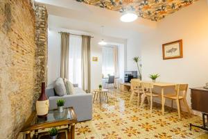 A seating area at CARTAGENAFLATS, Apartamentos San Francisco
