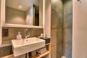 Koupelna v ubytování Ferienwohnung Horizonte-Loft in der Villa Martha Binz