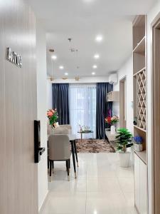 Televisyen dan/atau pusat hiburan di Hiền Apartment