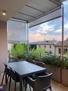 Imagen de la galería de SE025 - Senigallia, meraviglioso trilocale con terrazzo, en Senigallia