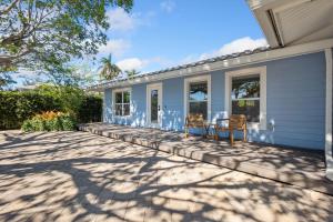 ネープルズにあるBlue Banyan Boathouseの一軒家 椅子2脚付