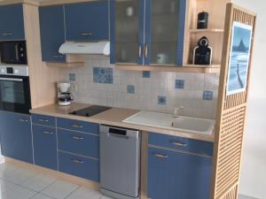 Φωτογραφία από το άλμπουμ του Bel appartement avec WIFI, VUE MER face au port de plaisance à PERROS-GUIREC - Réf 838 σε Perros-Guirec