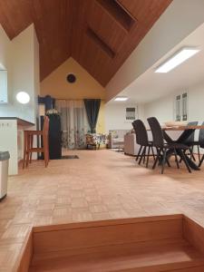 Posedenie v ubytovaní Luxus Apartment KFJ