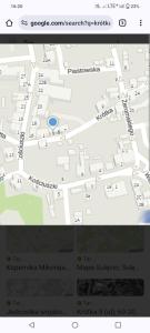 ein Screenshot eines Handybildschirms mit einer Karte in der Unterkunft Villa na Krótkiej in Sulęcin