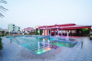 Bazén v ubytování Samudra Bilas Resort, Mandarmoni nebo v jeho okolí