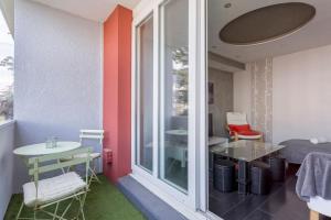 Zdjęcie z galerii obiektu Hamac Suites - Simon Jallade - 4 people w mieście Sainte-Foy-lès-Lyon