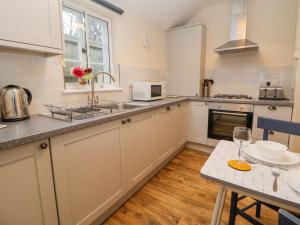 Køkken eller tekøkken på Medlar Cottage